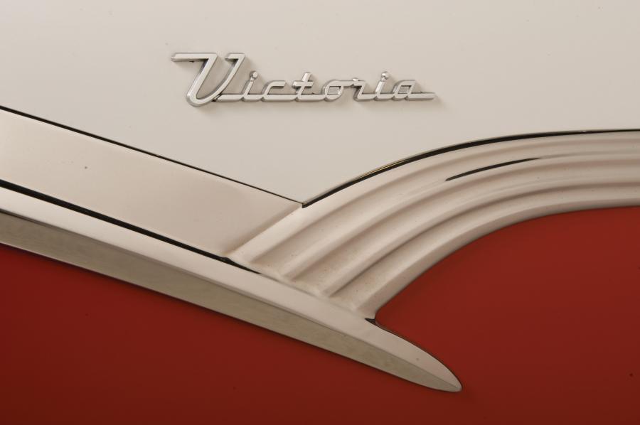  Ford Fairlane Victoria Hardtop Coupe 1956 года  (фото 9 из 49)